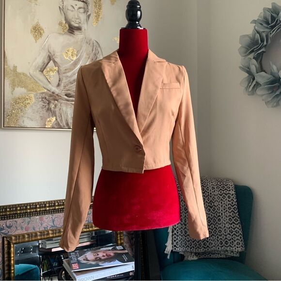 PLT TAN CROP BLAZER - Picture 4 of 9